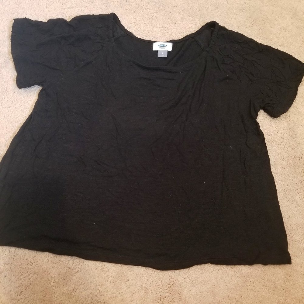 Old Navy Black Embroidered Sleeved Top